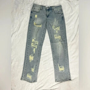 Fashion Nova Light Wash Distressed Jeans –‎ Straight Leg – Size 7